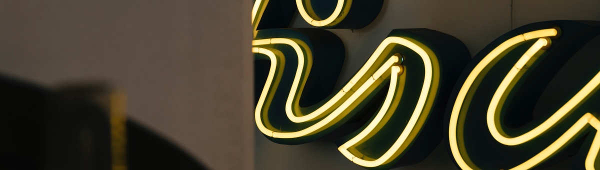 Buchstaben-gelb-1200x340 Buchstaben-gelb-1200x340